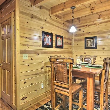Cabin With Hot Tub About 2 Mi To Island In Pigeon Forge! 外观 照片