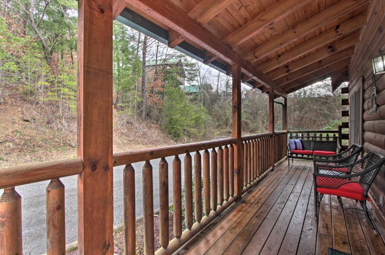 Cabin With Hot Tub About 2 Mi To Island In Pigeon Forge! 外观 照片